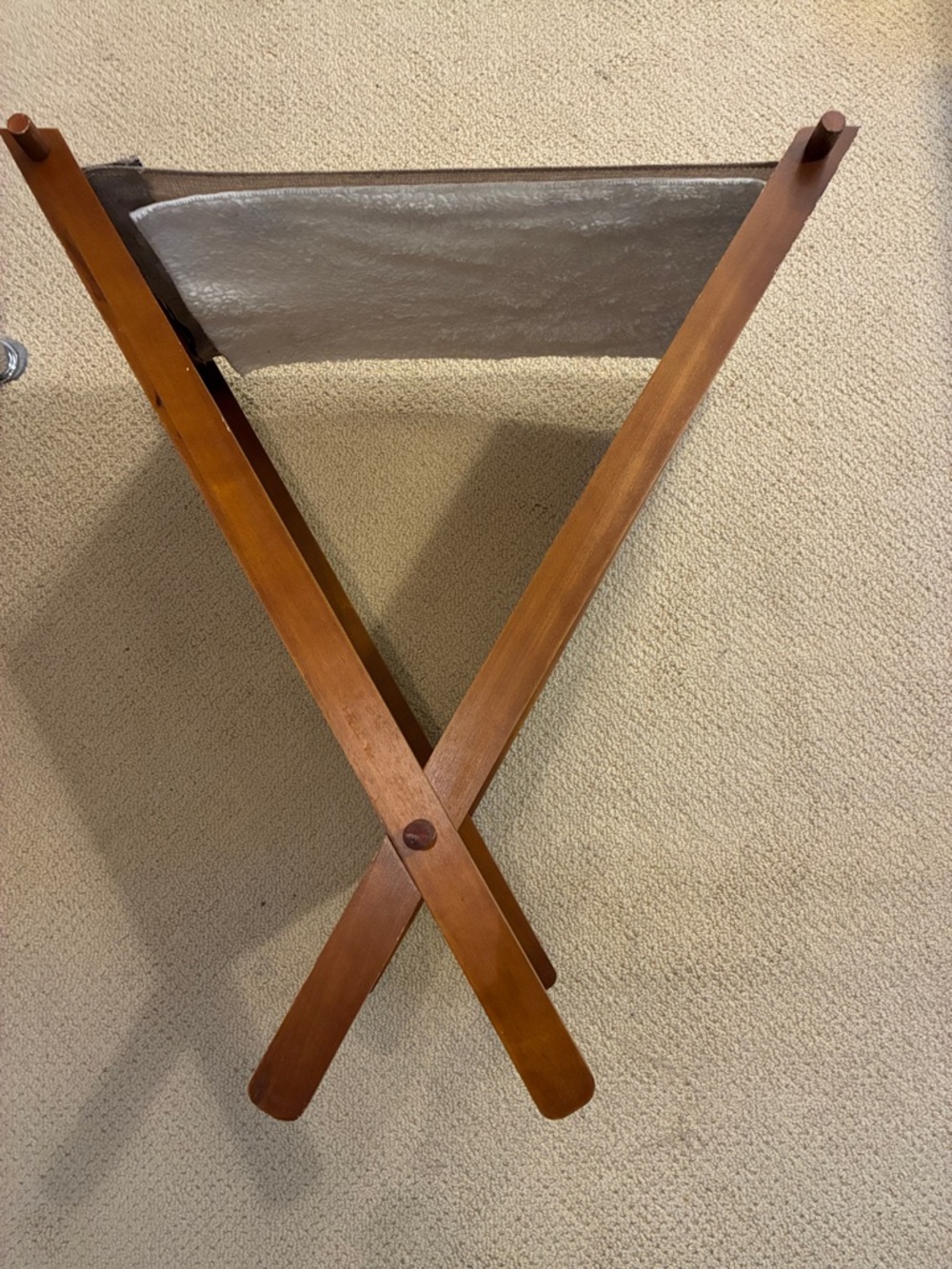 Wood Folding A-Frame Blanketed Cat Bed. - Picture 6 of 9